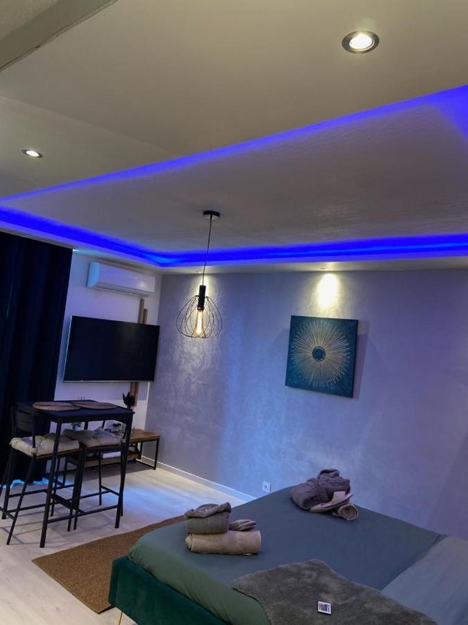 Appartement La Splenzia Spa Jacuzzi Wifi Clim Avignon Bagian luar foto